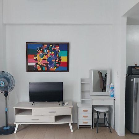 Alps At 150 Newport Blvd Condominum Near T3 Pasay Buitenkant foto