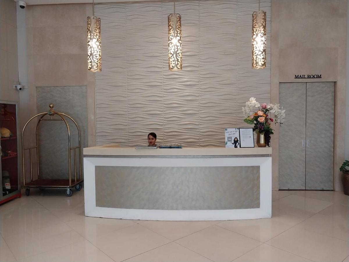 Alps At 150 Newport Blvd Condominum Near T3 Pasay Buitenkant foto