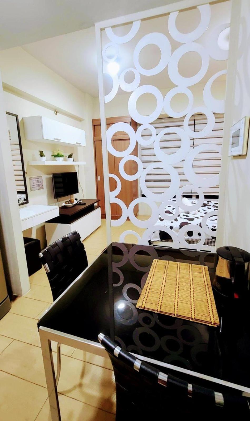 Alps At 150 Newport Blvd Condominum Near T3 Pasay Buitenkant foto