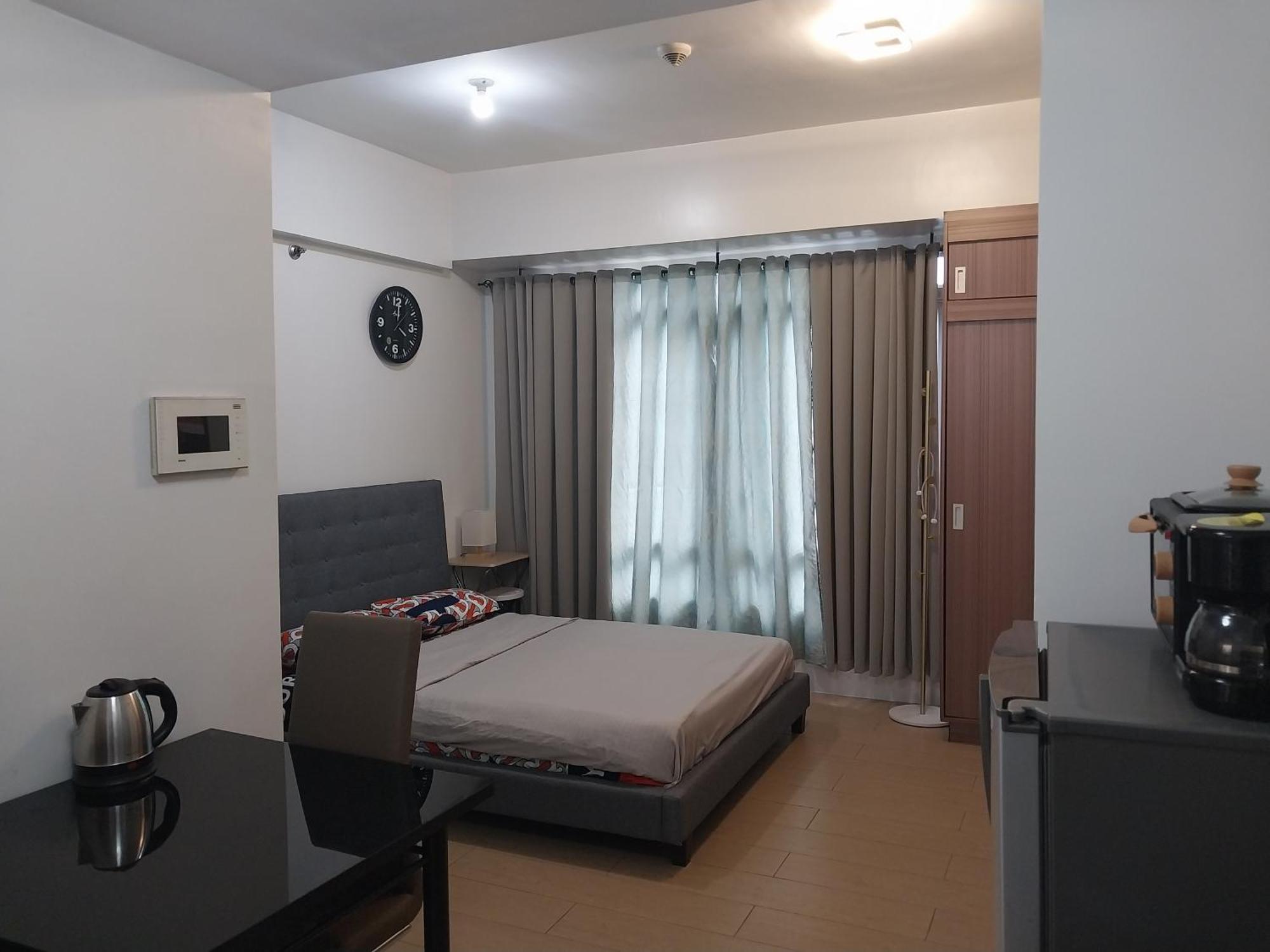 Alps At 150 Newport Blvd Condominum Near T3 Pasay Buitenkant foto